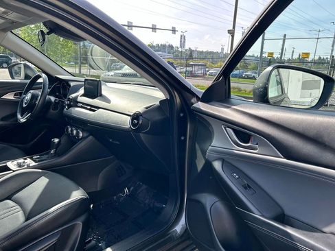 Used 2019 MAZDA CX-3 Touring FWD image 15