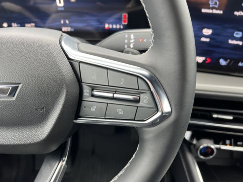 Used 2025 Chevrolet Traverse LT w/ Midnight/Sport Edition image 30