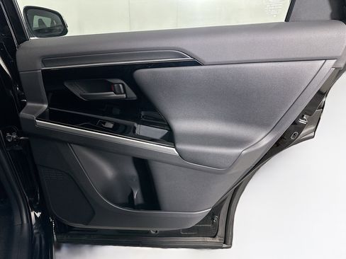 Used 2023 Toyota bZ4X XLE w/ Weather Package AWD/4WD image 29