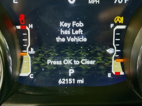 Used 2021 Jeep Gladiator Sport image 16