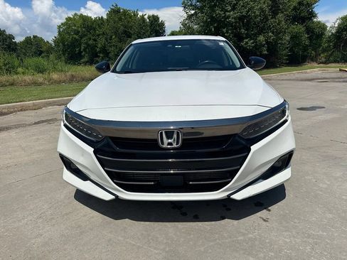 Used 2022 Honda Accord Sport Special Edition image 2