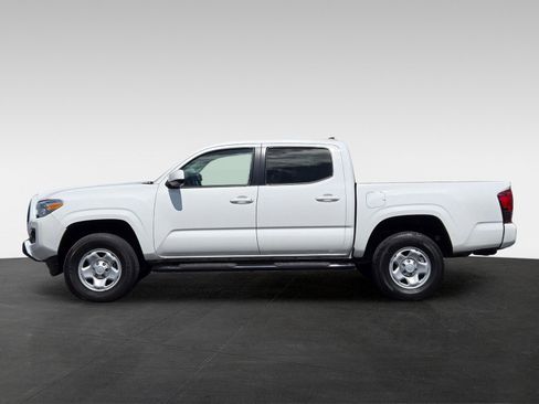 Used 2021 Toyota Tacoma SR w/ SR Convenience Package RWD image 7