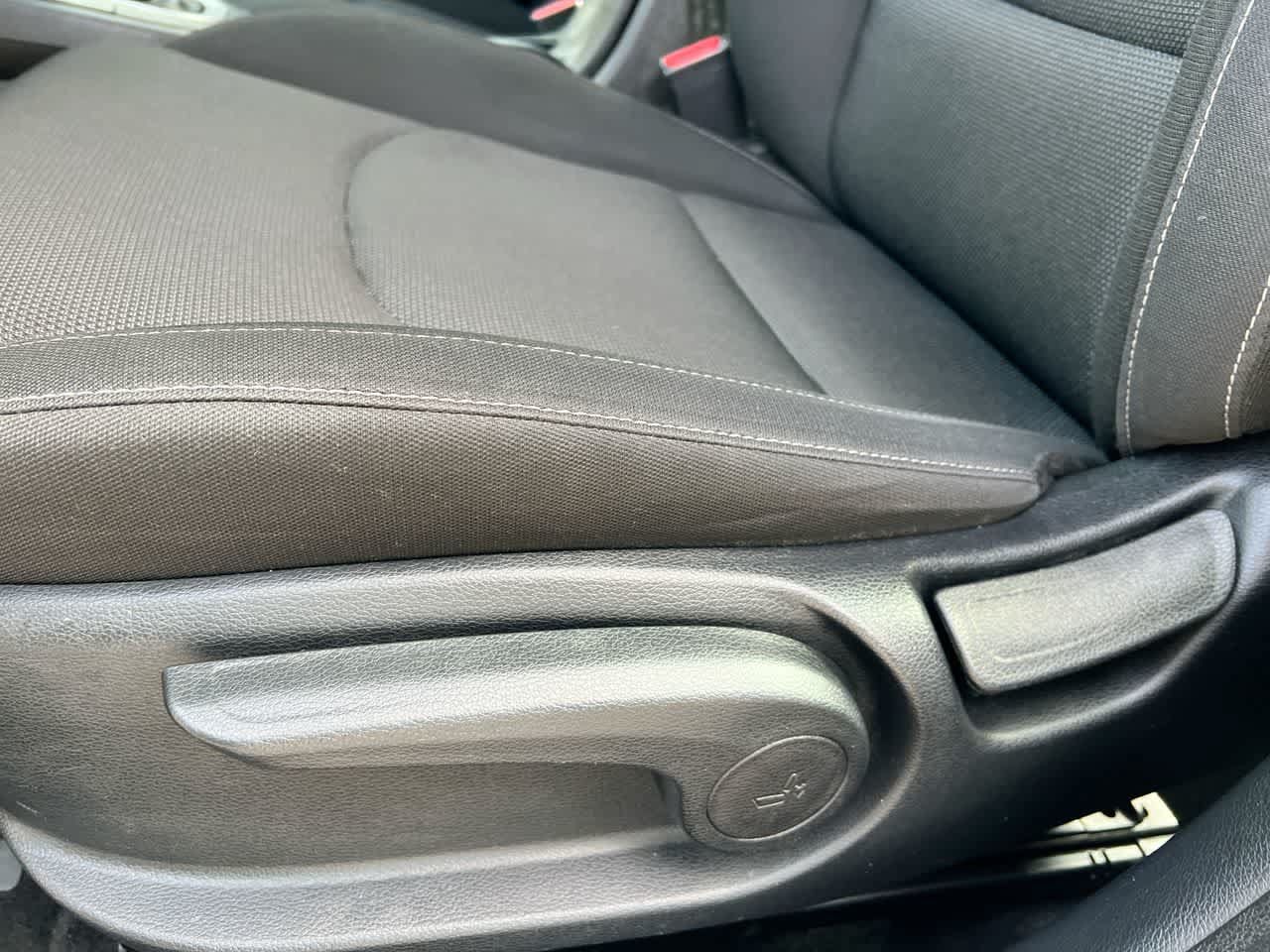 Certified 2023 Kia Forte LXS FWD image 12