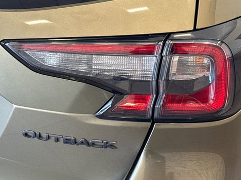 Used 2023 Subaru Outback Onyx Edition AWD/4WD image 25