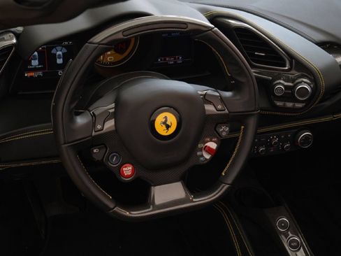 Used 2018 Ferrari 488 Spider RWD image 13