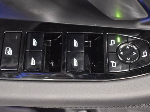 New 2027 BMW M5 Touring AWD/4WD image 21
