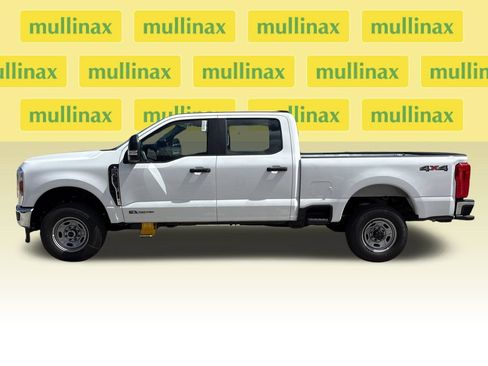 New 2026 Ford F350 XL w/ XL Chrome Package AWD/4WD image 9