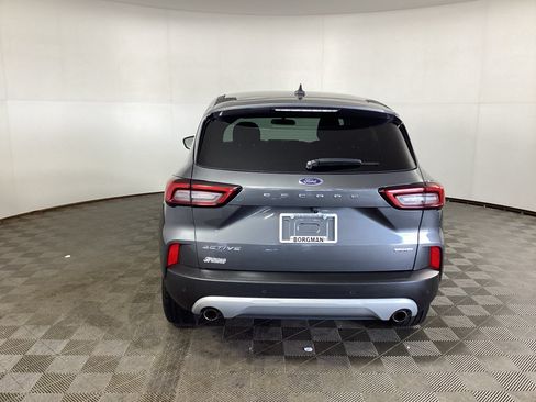 Used 2023 Ford Escape Active w/ Tech Pack #2 AWD/4WD image 3
