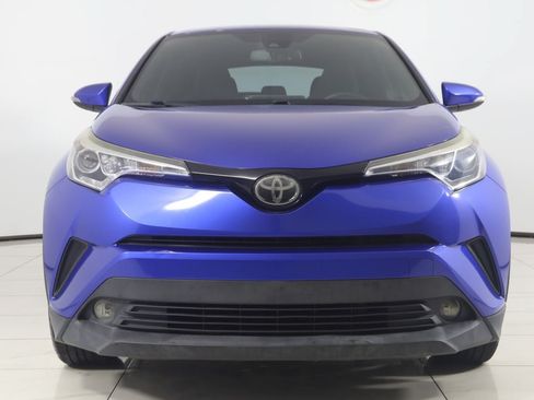 Used 2018 Toyota C-HR XLE FWD image 48
