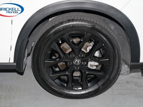 Certified 2024 Honda HR-V Sport image 40