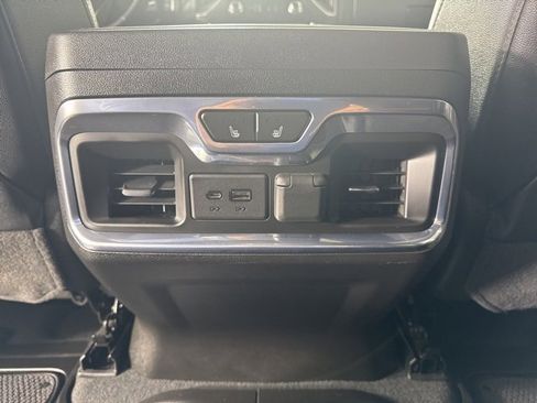 Used 2021 GMC Sierra 2500 AT4 w/ AT4 Premium Plus Package image 13