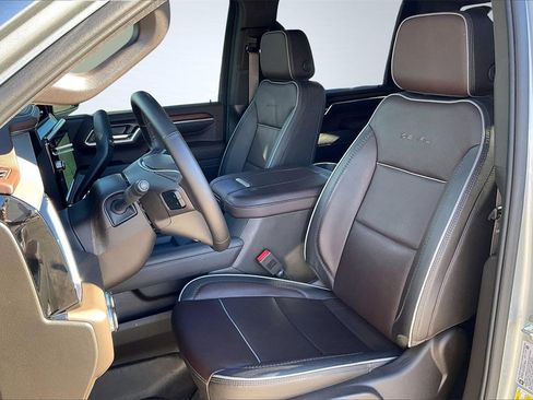 Used 2025 GMC Sierra 2500 Denali w/ Denali Reserve Package image 26