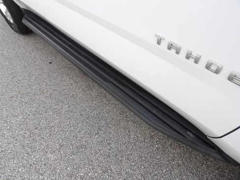 Used 2020 Chevrolet Tahoe LT RWD image 13