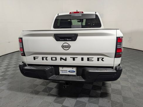 Used 2026 Nissan Frontier S RWD image 6