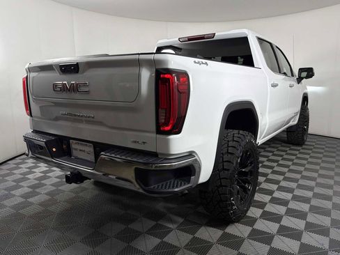 Used 2025 GMC Sierra 1500 SLT AWD/4WD image 6