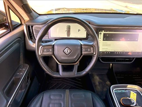 Used 2022 Rivian R1T Adventure image 5