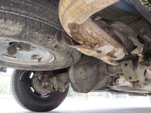 Used 2016 Chevrolet Express 3500 image 56