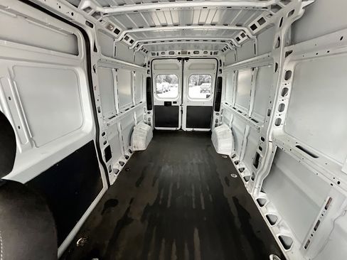 Used 2023 RAM ProMaster 2500 FWD image 30