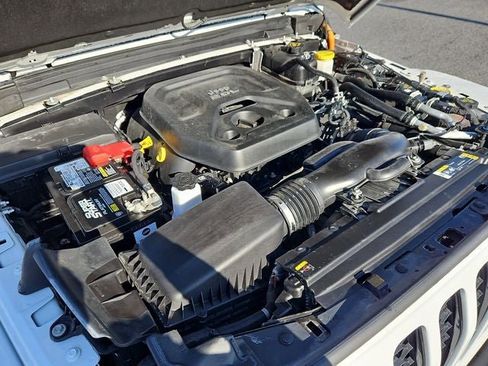 Used 2021 Jeep Wrangler Unlimited Sahara image 34