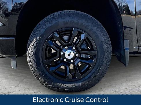 Certified 2023 Chevrolet Silverado 1500 RST w/ Convenience Package II image 32