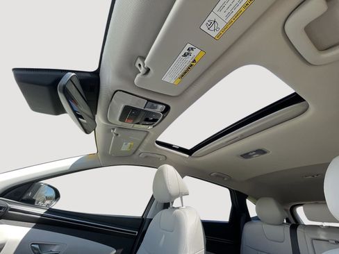 Used 2024 Hyundai Tucson SEL w/ Convenience Package image 4