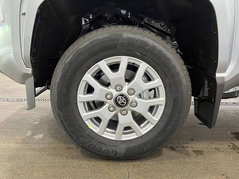 Used 2026 Toyota Tacoma SR5 image 24