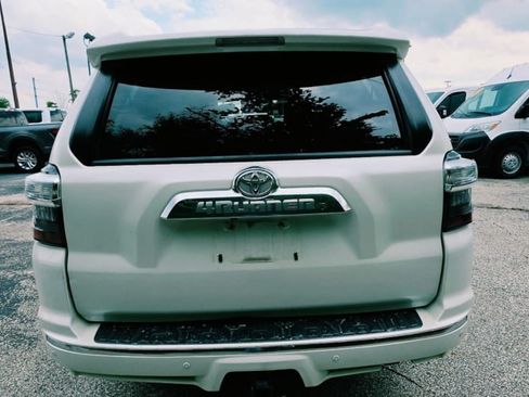 Used 2014 Toyota 4Runner Limited AWD/4WD image 6