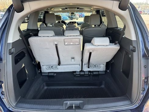 Certified 2024 Honda Odyssey Touring image 28