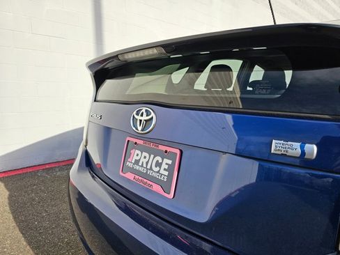 Used 2011 Toyota Prius Two image 8