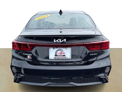 Used 2024 Kia Forte GT-Line w/ GT-Line Premium Package FWD image 5