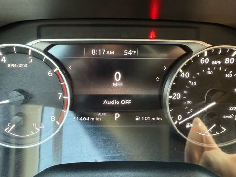 Used 2024 Nissan Rogue SV image 14