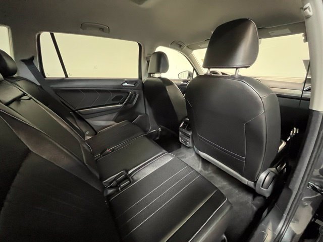 Used 2024 Volkswagen Tiguan SE AWD/4WD image 12