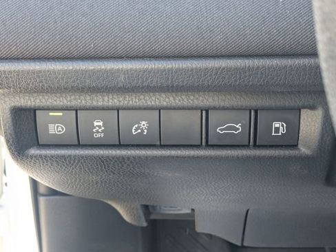 Certified 2025 Toyota Camry LE FWD image 17