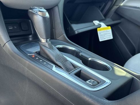 Used 2019 Chevrolet Equinox LT image 24