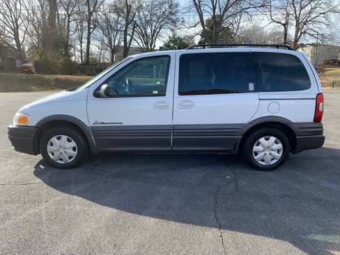 Used 2002 Pontiac Montana FWD image 2