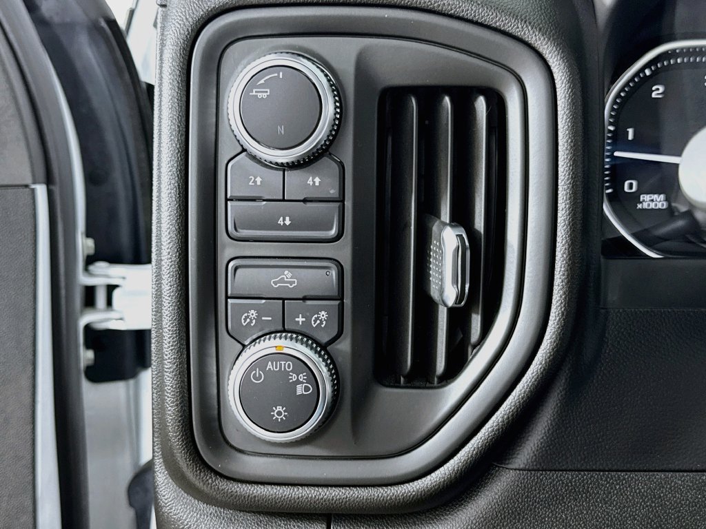 Used 2021 GMC Sierra 2500 4x4 Crew Cab w/ Convenience Package image 19