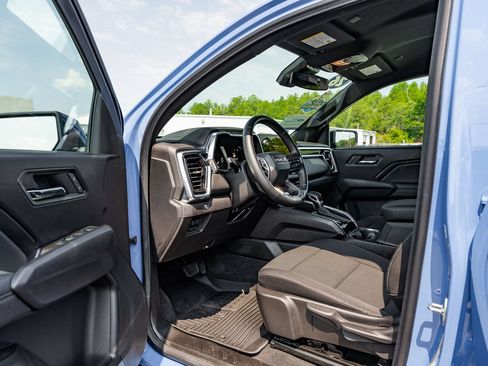 Used 2026 GMC Canyon Elevation RWD image 17