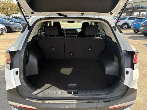 Used 2025 Kia Sportage LX image 25