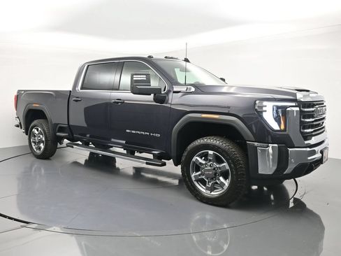 New 2026 GMC Sierra 3500 SLE w/ SLE Value Package AWD/4WD image 7