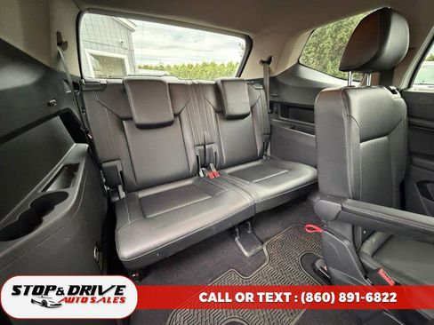 Used 2019 Volkswagen Atlas SE image 18