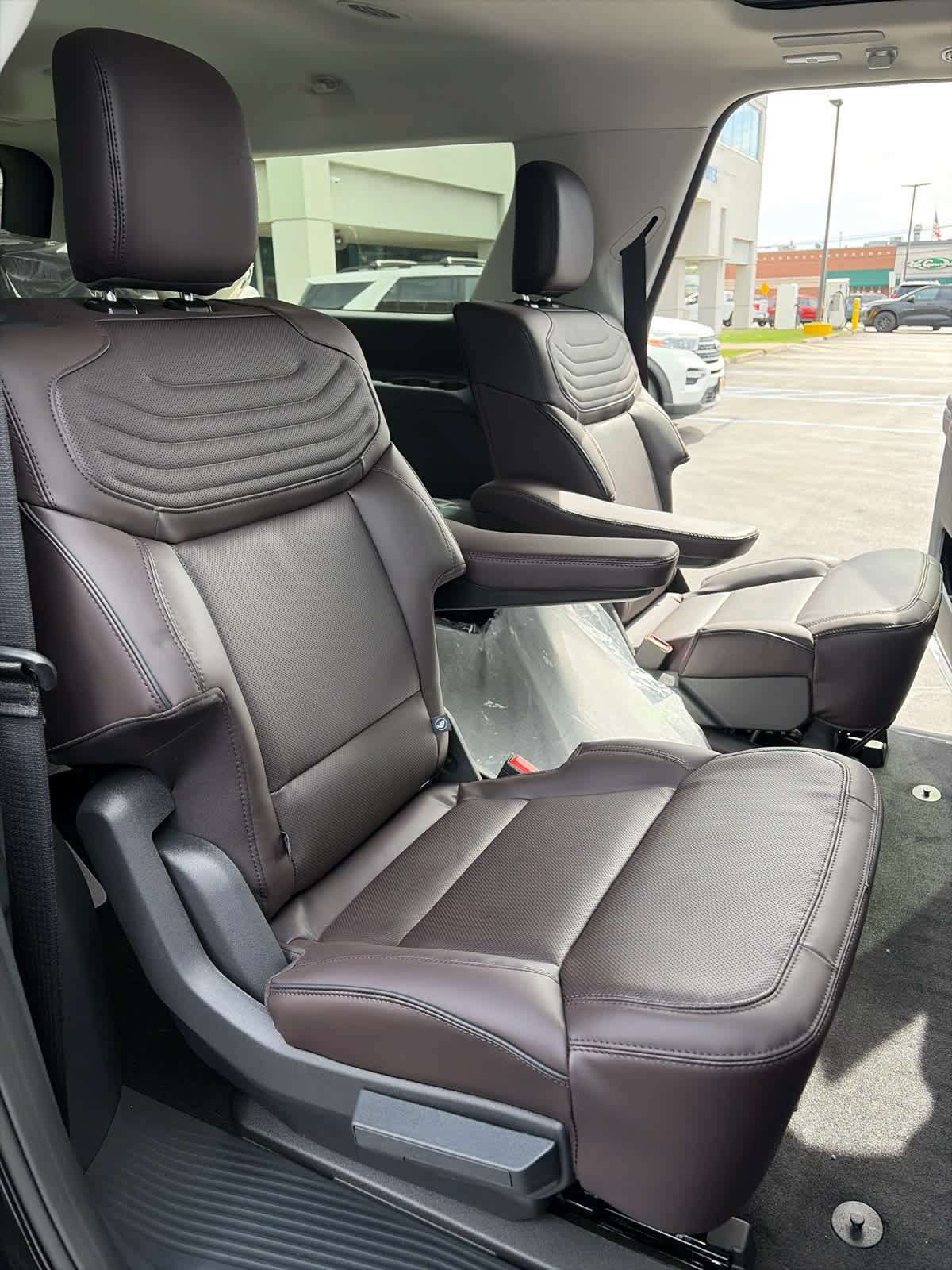 New 2027 Ford Expedition Max Platinum w/ Platinum Ultimate Package AWD/4WD image 26