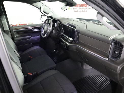 Used 2022 Chevrolet Silverado 1500 LT image 33