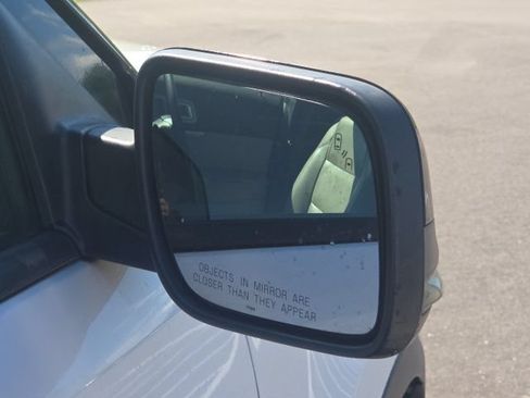 Used 2012 Ford Explorer XLT FWD image 7