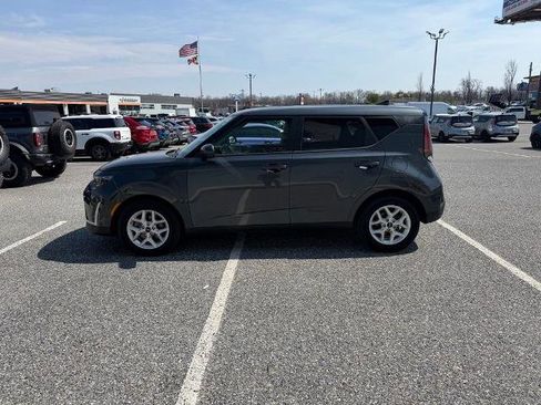 Used 2024 Kia Soul LX w/ Option Group 015 image 5