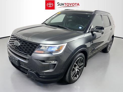 Used 2019 Ford Explorer Sport image 9