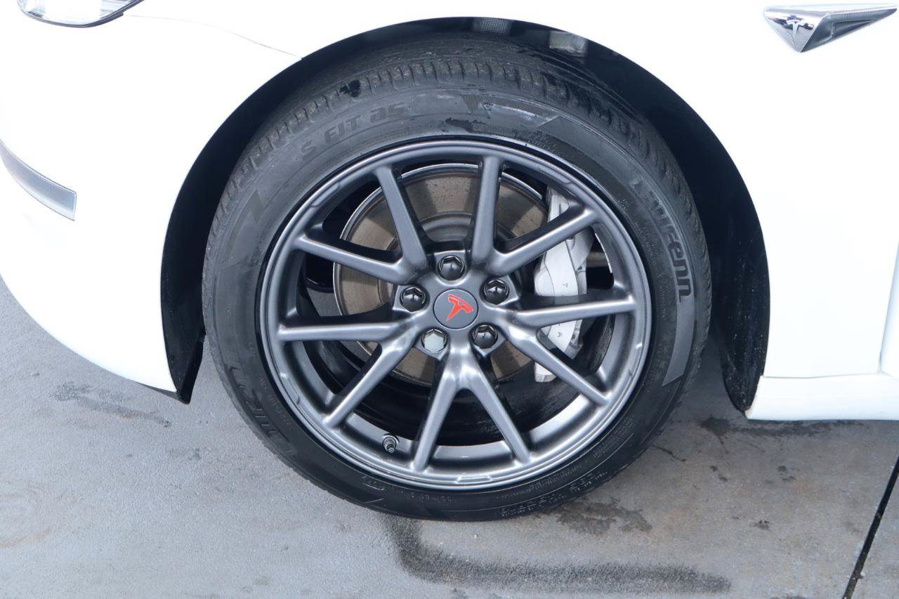 Used 2019 Tesla Model 3 Standard Range Plus RWD image 12