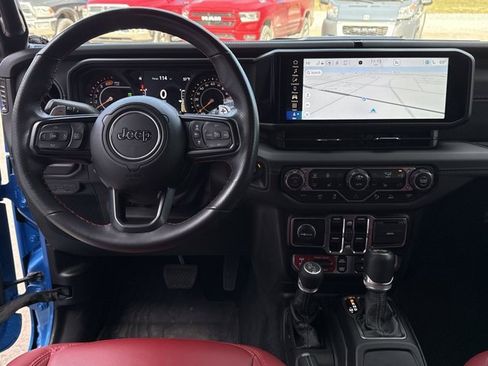 Used 2024 Jeep Wrangler Unlimited Rubicon 392 image 7