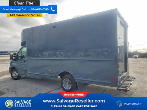 Used 2021 Ford Transit 350 DRW RWD image 3