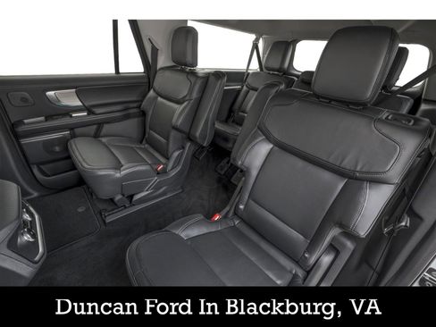 New 2026 Ford Expedition Max Platinum AWD/4WD image 8