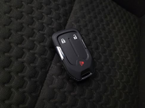 Used 2018 GMC Terrain SLE image 32